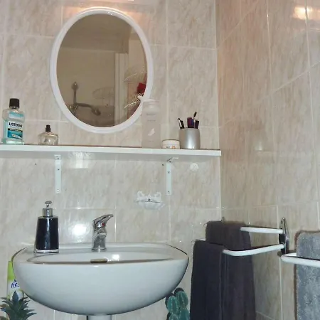 Climatise Avec Piscine, 5 Couchages, Proche Commodites, - Fr-1-387-44 * Marseillan (Herault)