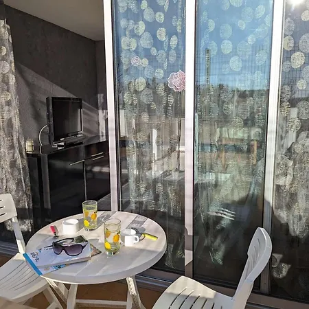 Climatise Avec Piscine, 5 Couchages, Proche Commodites, - Fr-1-387-44 Apartment