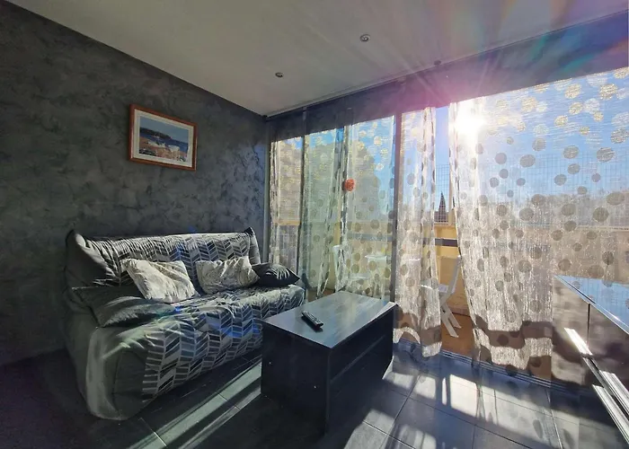 Climatise Avec Piscine, 5 Couchages, Proche Commodites, - Fr-1-387-44